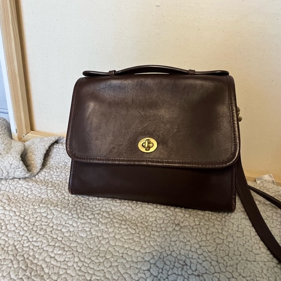 Coach vintage leather Station shoulder crossbody bag - Picture 3 of 17